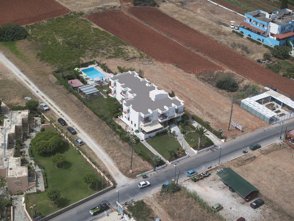 Altis Hotel ماليا المظهر الخارجي الصورة